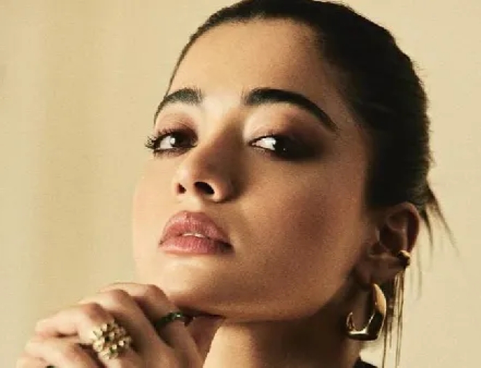 Rashmika Mandanna Shares Sweet Note With Fans Amid Her Tireless Travel Routine!